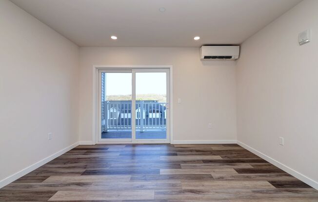 1 bed, 1 bath, 740 sqft, $2,100, Unit Apt 1103