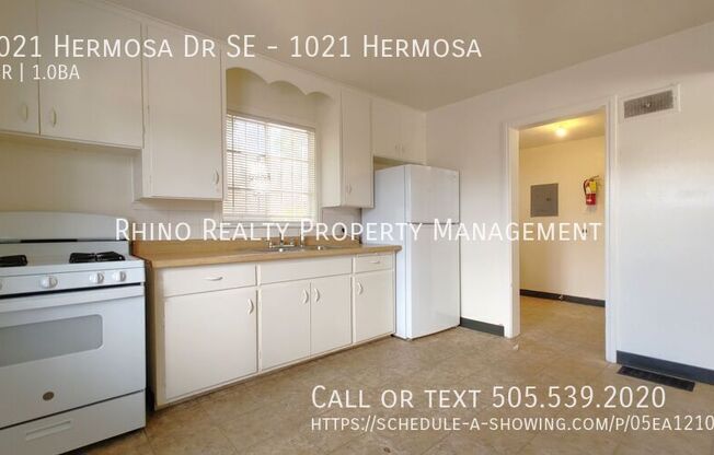 1021 HERMOSA DR SE