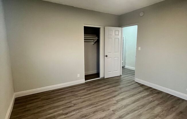 2 beds, 1 bath, $2,450, Unit 16