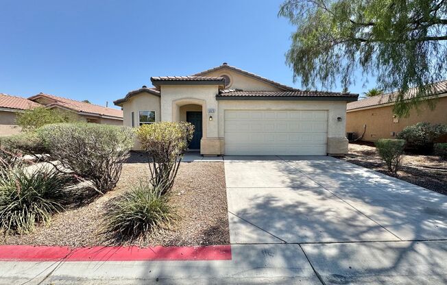STUNNING 3 BEDROOM, 2 BATHROOM SINGLE-STORY HOME WITH A 2-CAR GARAGE LOCATED IN A GATED COMMUNITY!
