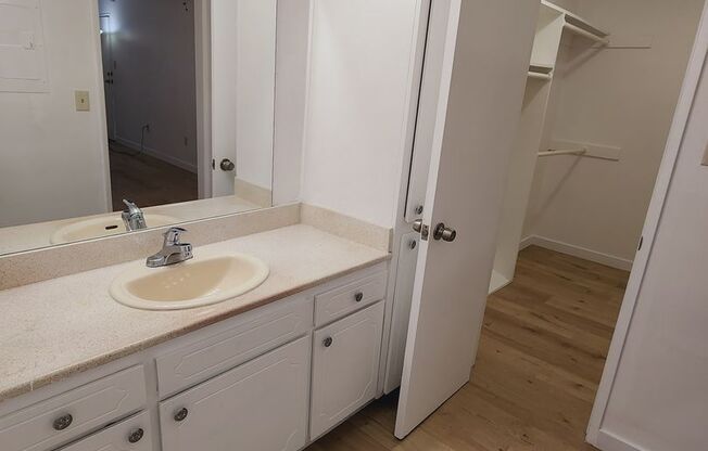 Studio, 1 bath, $1,595, Unit 22