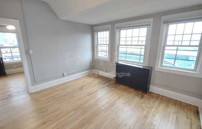 Studio, 1 bath, 250 sqft, $635, Unit 305