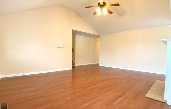 3756 N Jot Dr