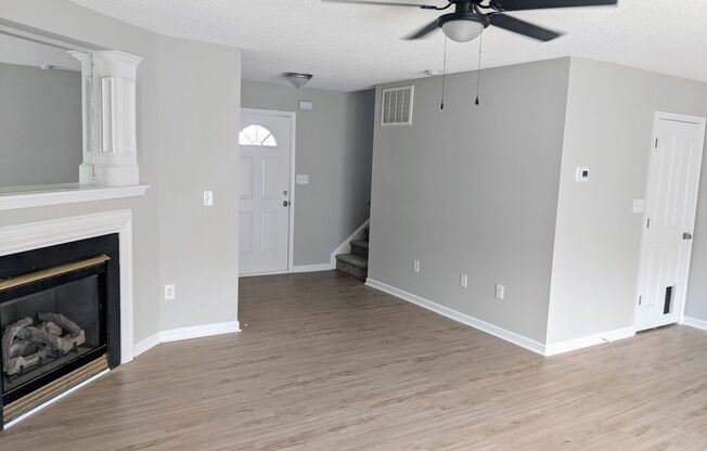 Ready for Immediate Move In!