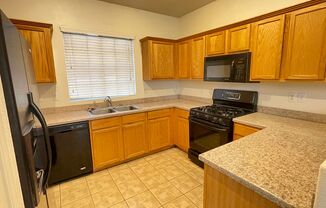 3 beds, 2.5 baths, $1,945