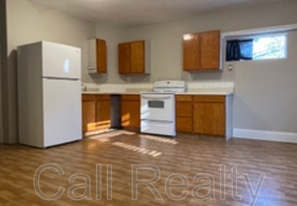 1 bed, 1 bath, 900 sqft, $1,400