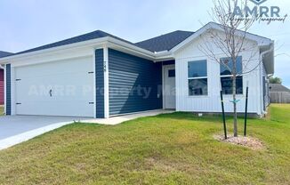 3 beds, 2 baths, $1,399