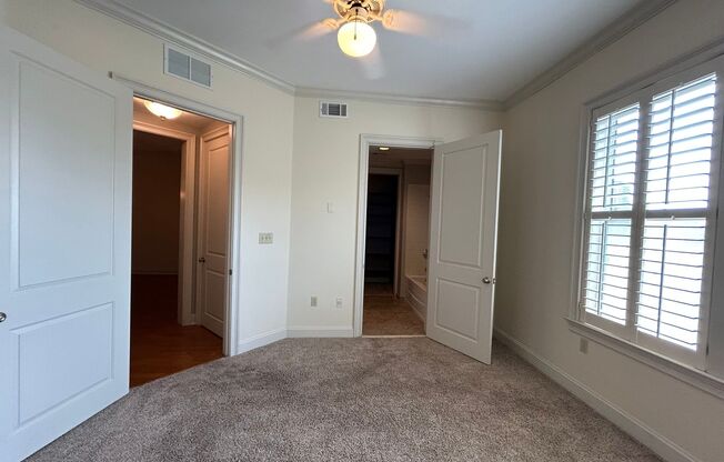2 beds, 2 baths, $2,895