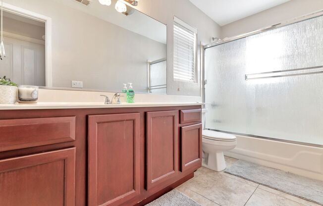 2 beds, 2 baths, $2,495, Unit # 2025