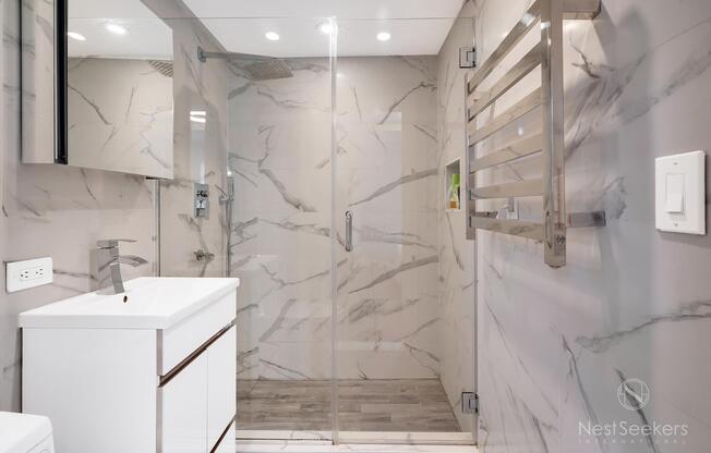 1 bed, 1 bath, $3,950, Unit 1319