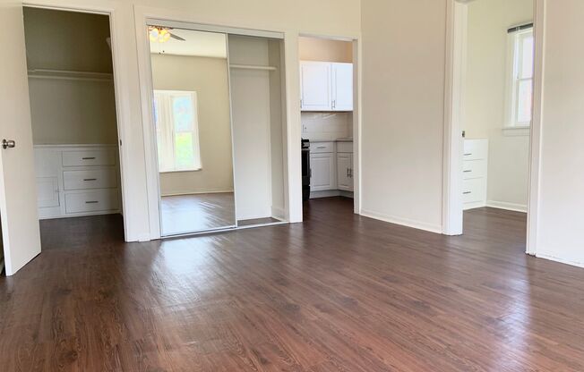 Studio, 1 bath, 400 sqft, $1,545, Unit 208