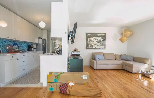 Palm Court - Located in the heart of Seattle