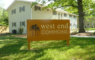 Sweet Spot in Carrboro! Inviting, updated 3br 2ba condo...Walk to Weaver St. & minutes to UNC