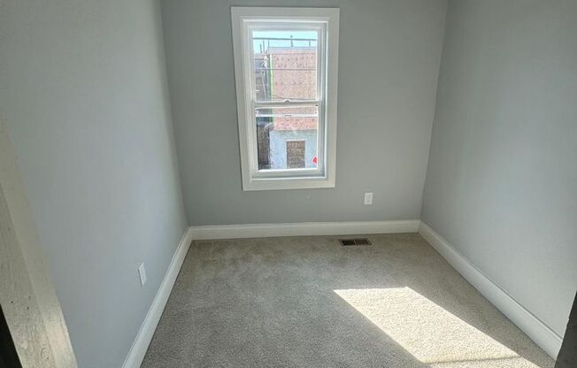 3 beds, 1 bath, $1,500