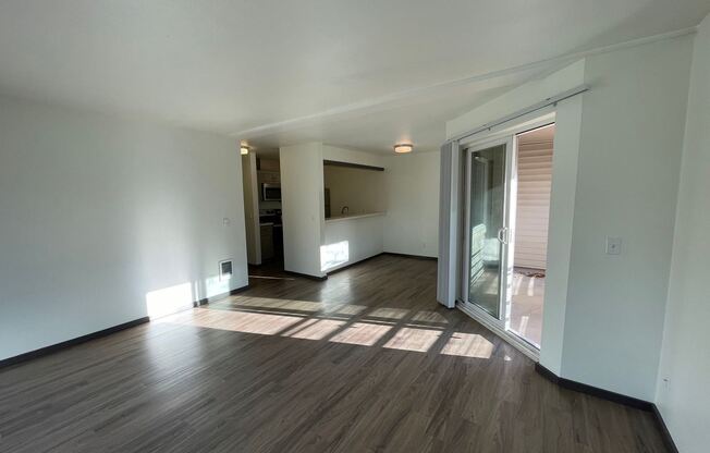 Cali Apartments in West Seattle!