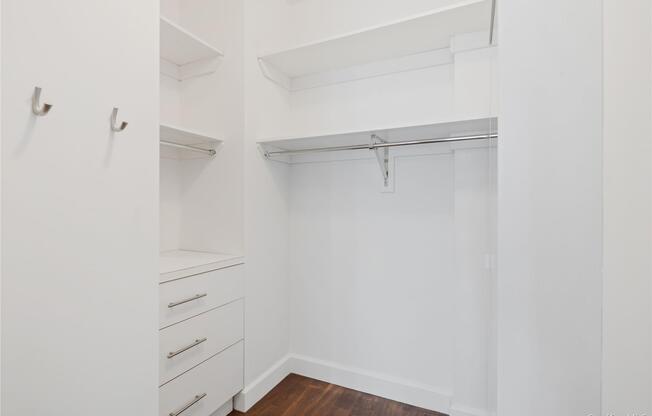1 bed, 1 bath, $4,750, Unit 419