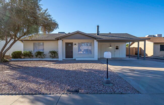 Charming Tempe home with a pool!