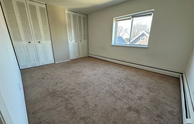 1 bed, 1 bath, $1,195, Unit 305