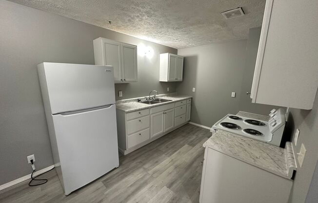 2 beds, 1 bath, 1,080 sqft, $950, Unit #2