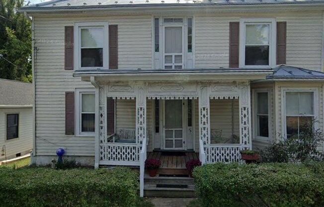 3 Bedroom Furnished Home
