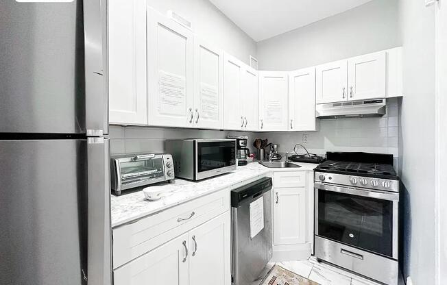 423 W 144 ST