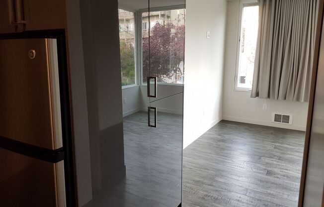 Studio, 1 bath, 244 sqft, $1,187, Unit 208