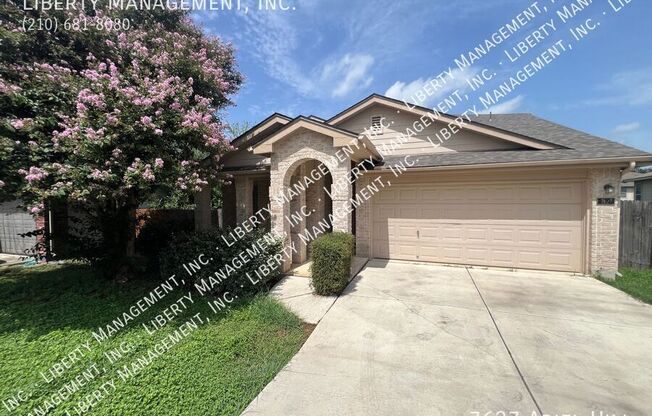 7627 Ariel Hill