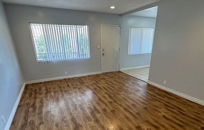 1 bed, 1 bath, $2,096, Unit B