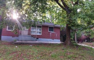 2644 MACON DR SW
