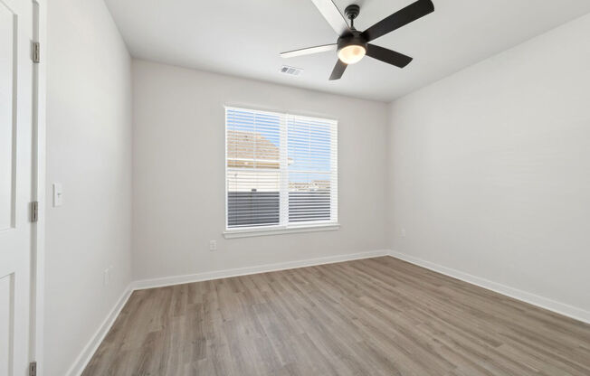 3 beds, 2 baths, 1,398 sqft, $2,610