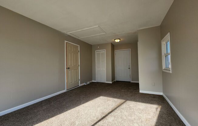 3 beds, 1 bath, $1,350