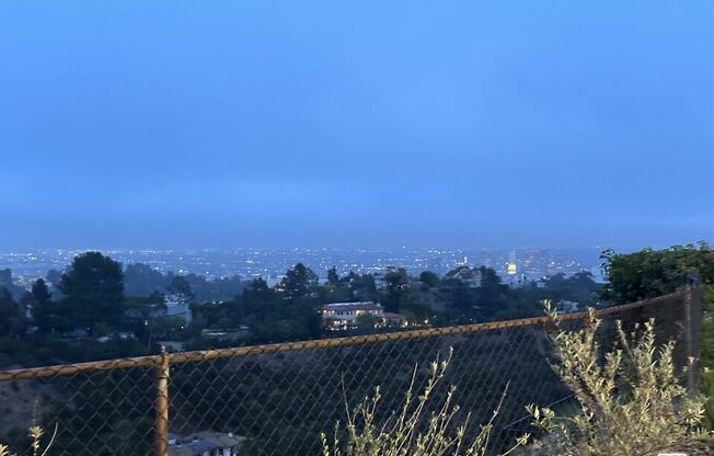 1212 ROBERTO LN