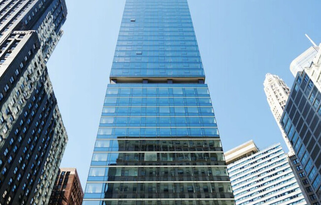 88 E WACKER PL