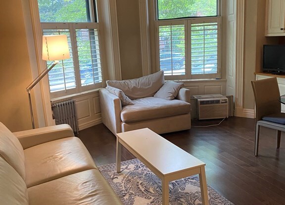 1 bed, 1 bath, 495 sqft, $3,200, Unit 3