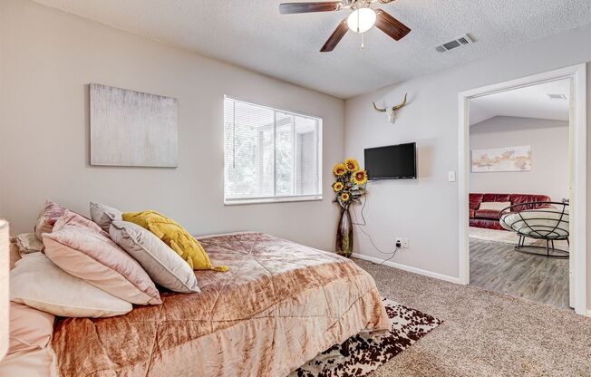 2 beds, 2 baths, 1,000 sqft, $1,050, Unit C21