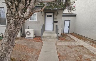 2 beds, 1 bath, $1,250, Unit 303 Colusa St