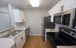 1 bed, 1 bath, 869 sqft, $1,465, Unit 1602-103