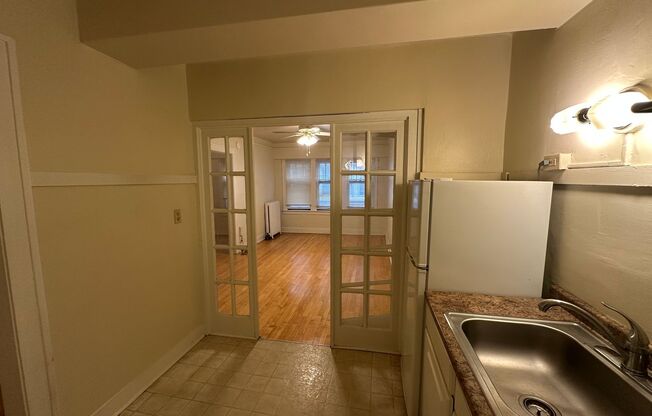 1 bed, 1 bath, $995, Unit 45