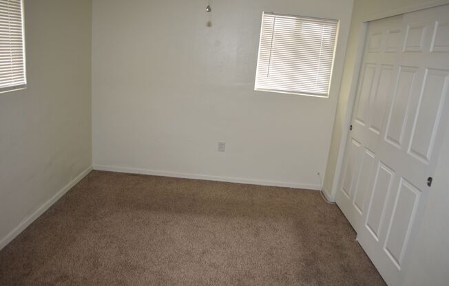 3 beds, 2 baths, $1,500