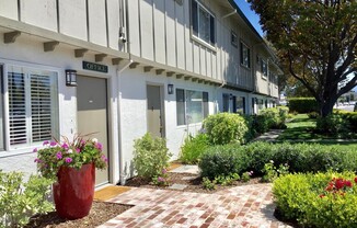 Village Square Townhouses