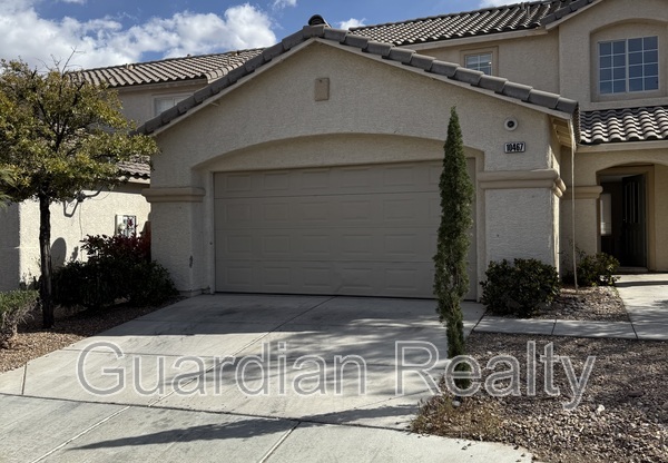 10467 LILAC TREE AVE