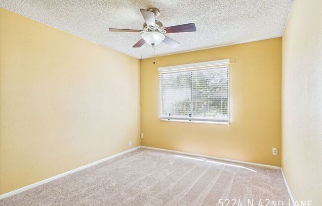 5224 N 42 LN