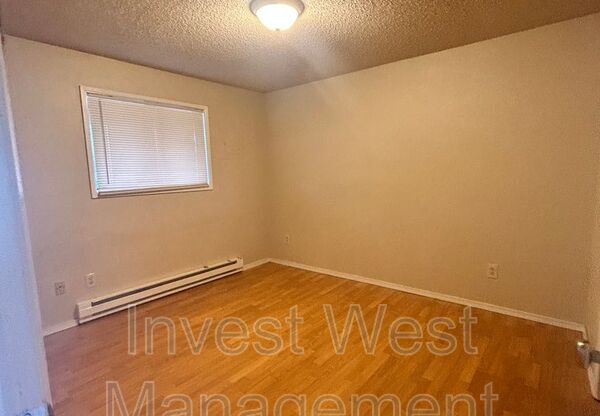 8402 NE 8TH WAY
