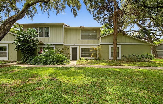 Centrally Located townhome near USF and Busch Gardens