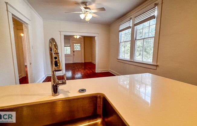 5bd/2ba Near Campus and Broadway!