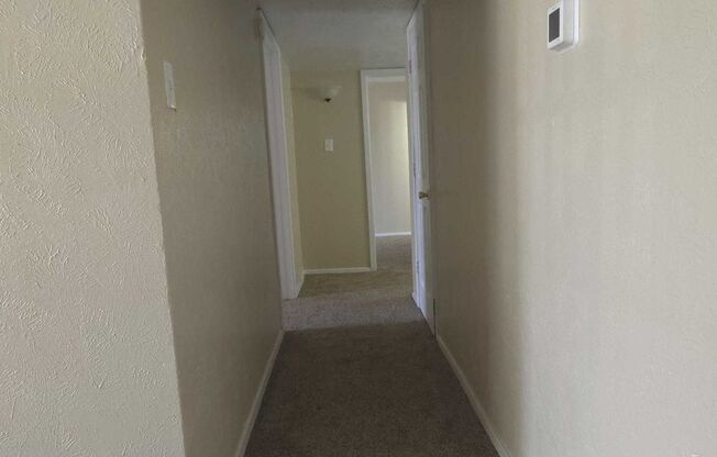2 beds, 1.5 baths, $1,150, Unit 2053