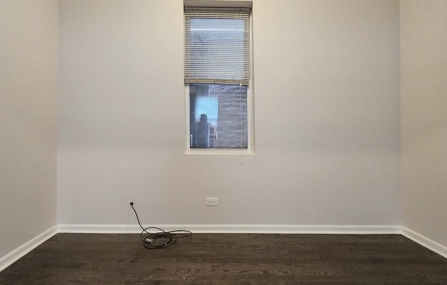 1941 West 21st Place
