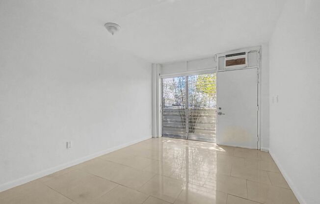 Studio, 1 bath, 450 sqft, $1,600, Unit 1685-07