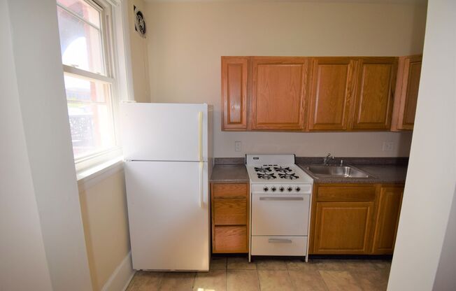 Studio, 1 bath, 450 sqft, $2,046, Unit 2112 O Unit 6