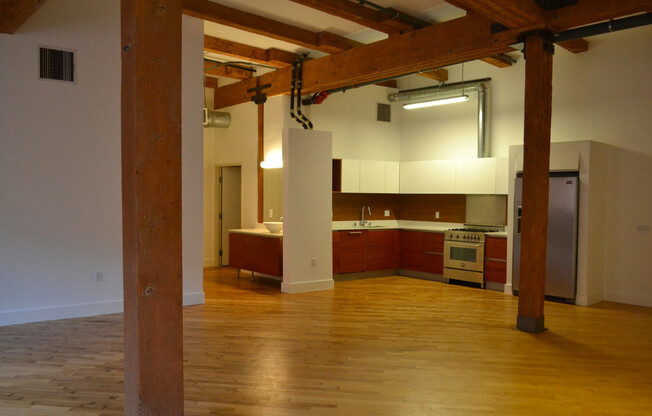 1 bed, 1 bath, 839 sqft, $3,500, Unit 712 203